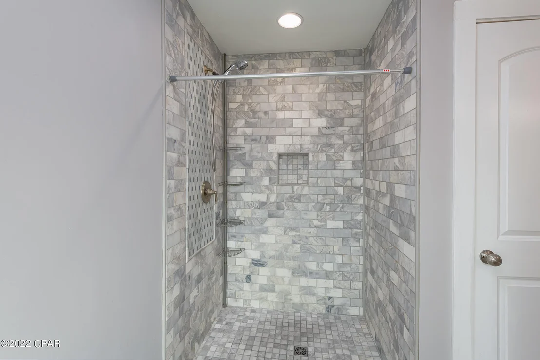 Photo of 4711 Bigleaf Lane