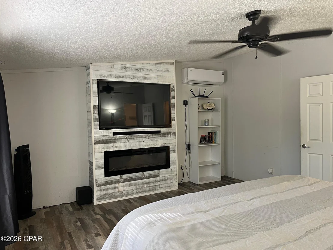 Photo of 5894 Jasper Road