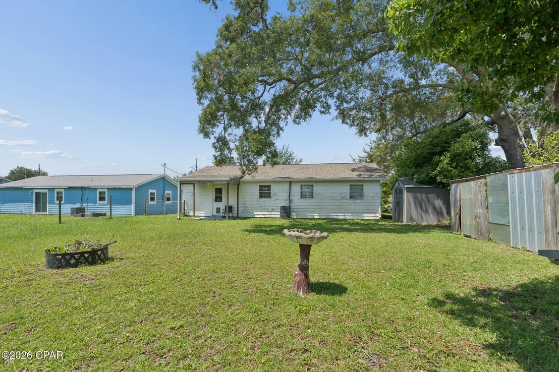 Photo of 910 Nottingham Drive