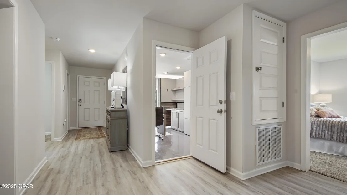 Photo of 2221 Acorn Place