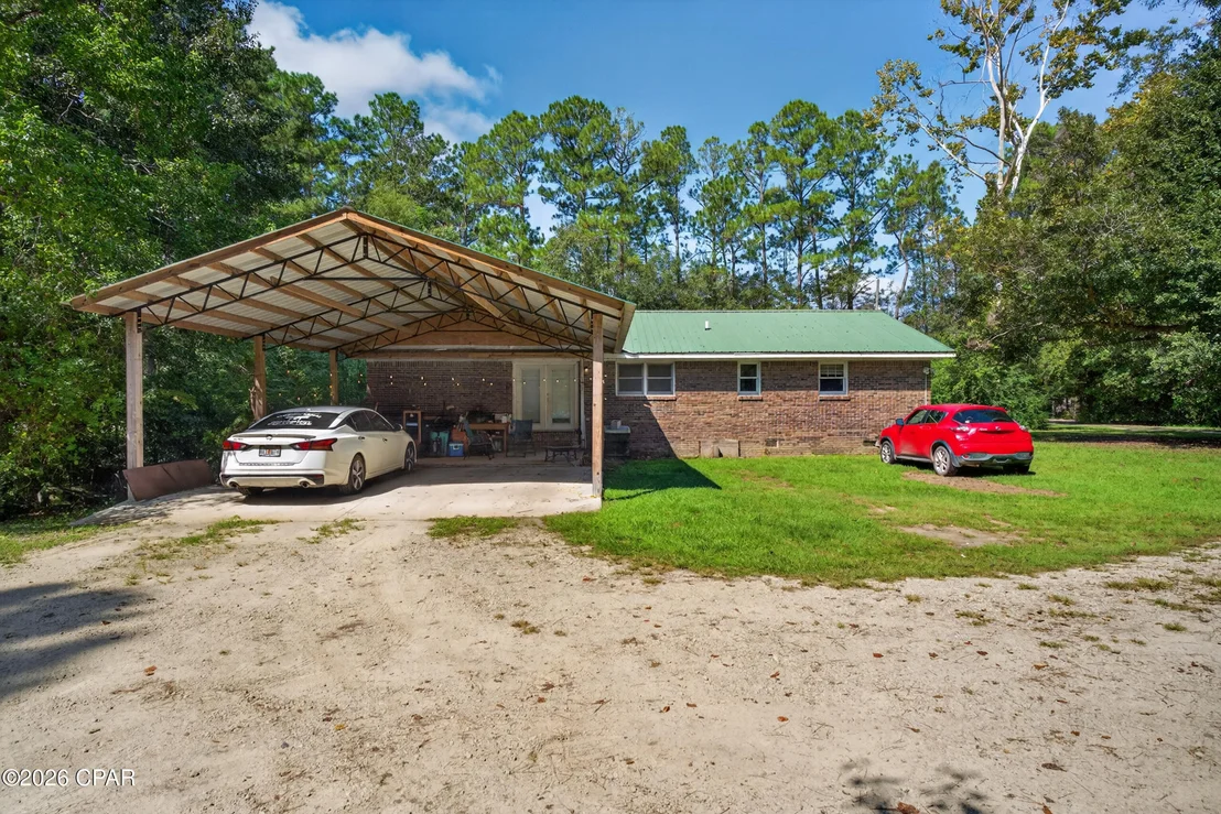 Photo of 955 Pocket Lane