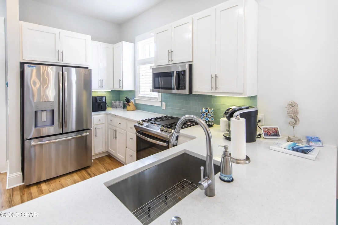 Photo of 130 Parkshore Drive