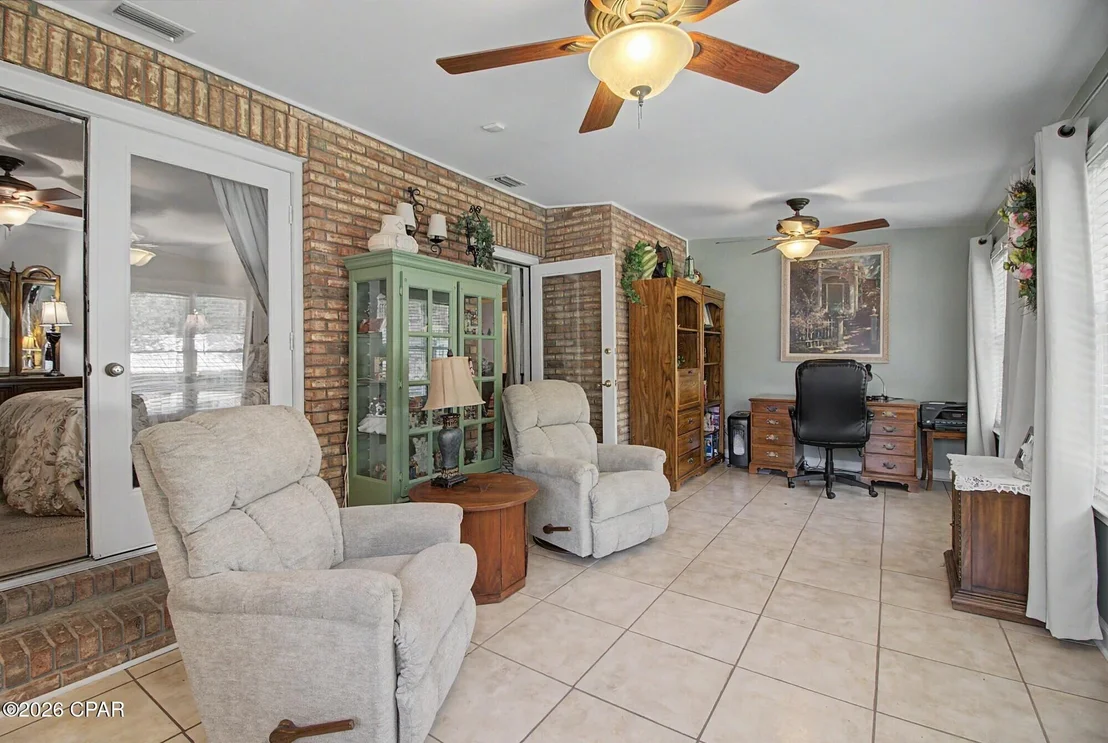 Photo of 5381 College Drive