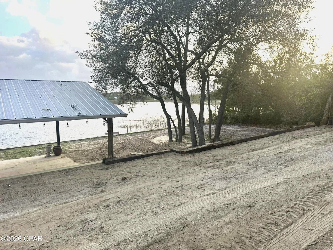 Photo of 456 E Highway 20