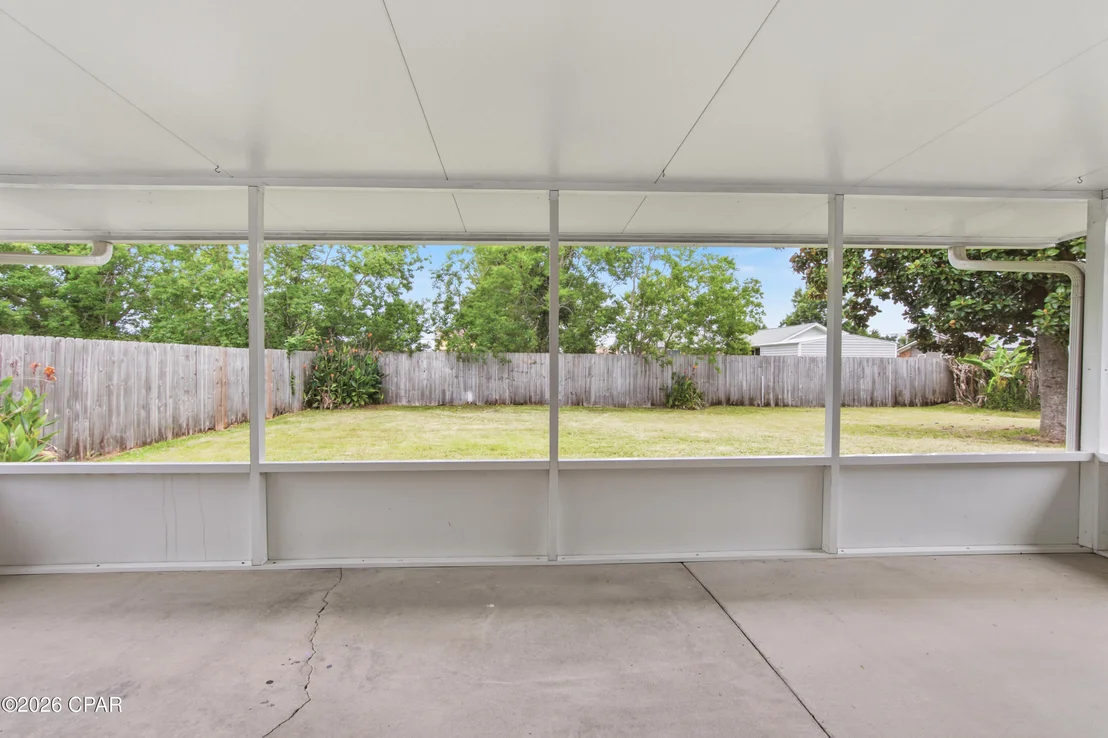 Photo of 6007 Howard Road