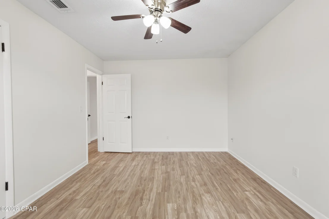 Photo of 6007 Howard Road