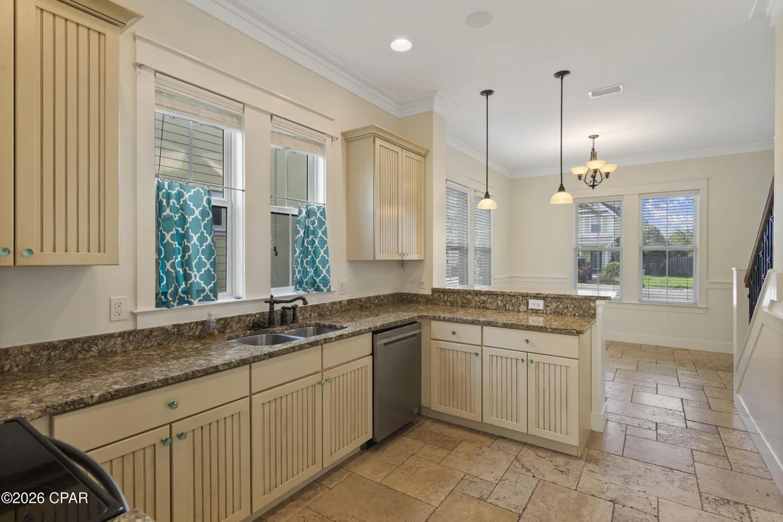 Photo of 324 Madison Circle