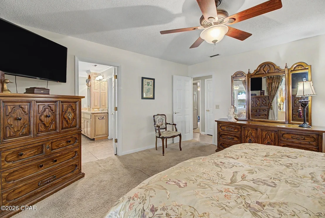 Photo of 5381 College Drive
