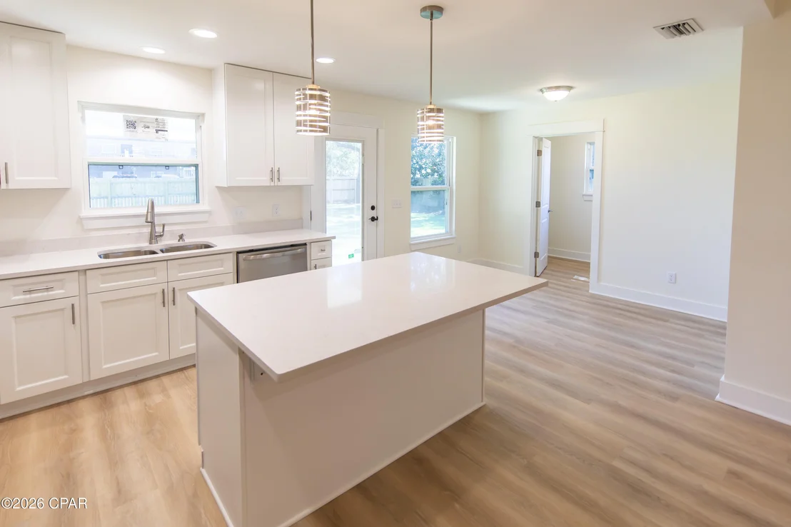 Photo of 308 Blackshear Drive