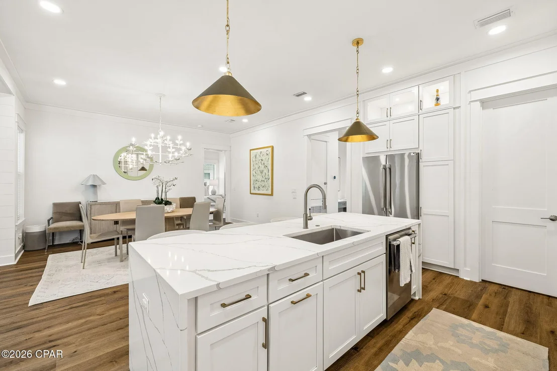 Photo of 113 E Pollard Cove
