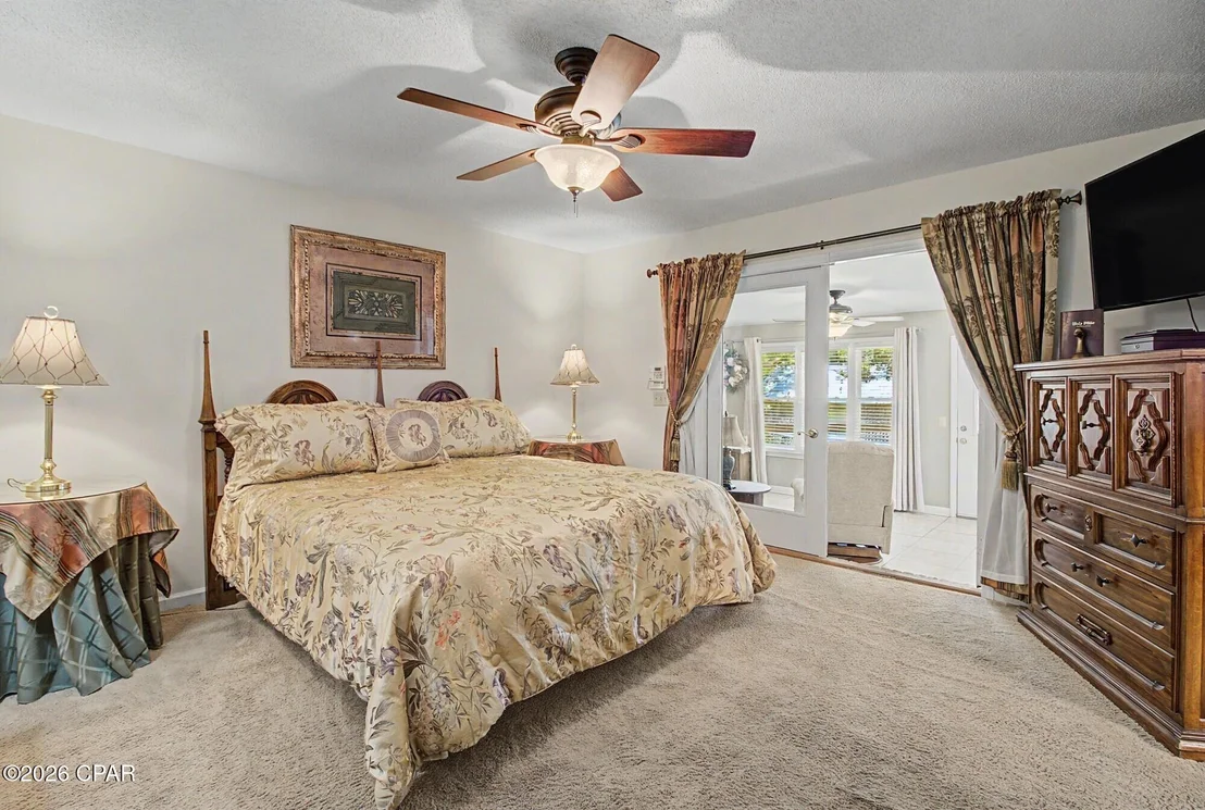 Photo of 5381 College Drive