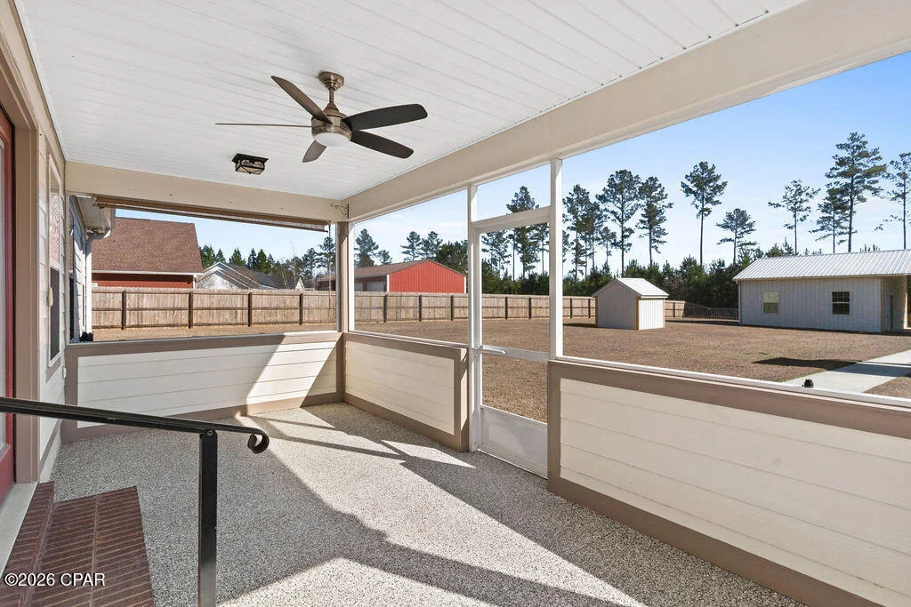 Photo of 561 Lakepointe Drive