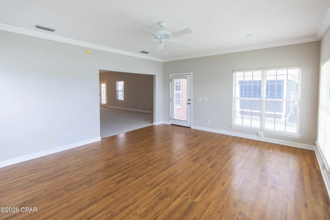 Photo of 220 Lakeridge Drive