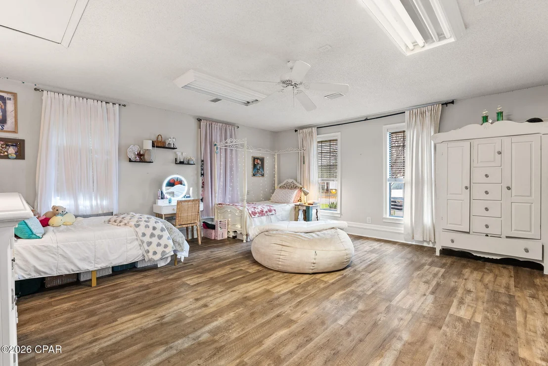 Photo of 437 W Baldwin Road