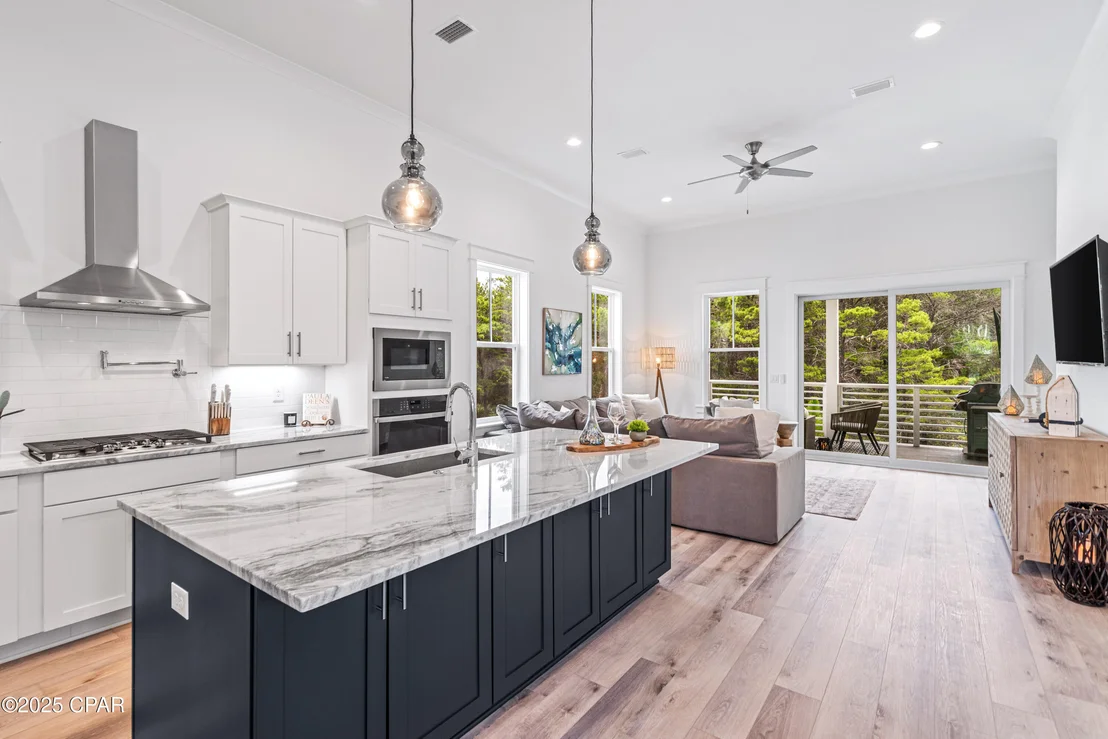 Photo of 150 Grande Pointe Circle