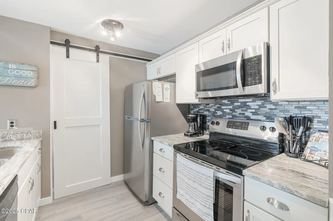 Photo of Unit D310 at 3600 Thomas Drive