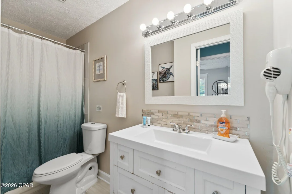 Photo of 3942 Ocean View Drive