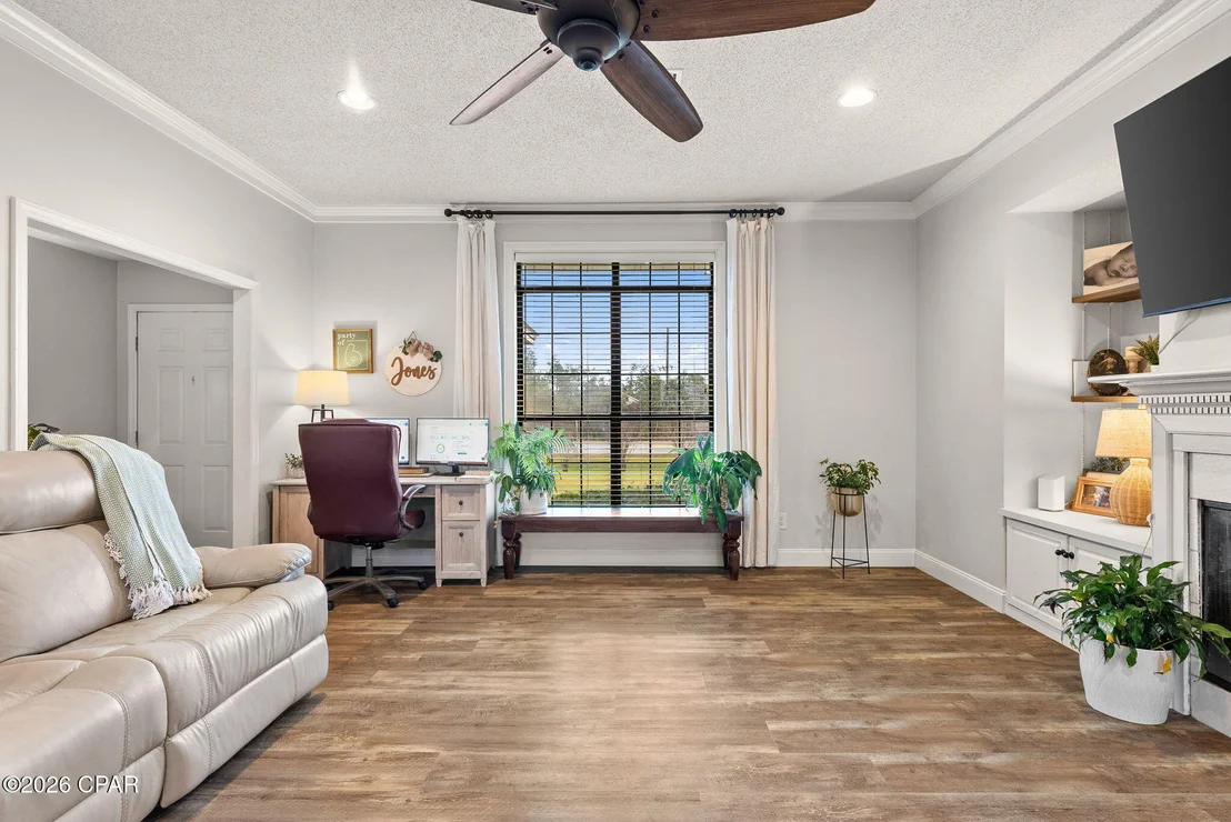 Photo of 437 W Baldwin Road