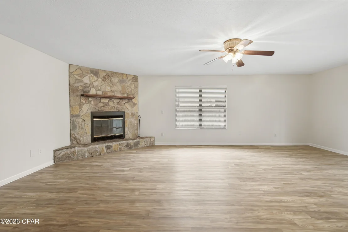Photo of 6007 Howard Road