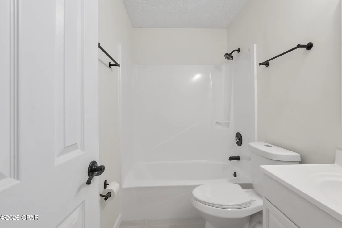 Photo of 6007 Howard Road