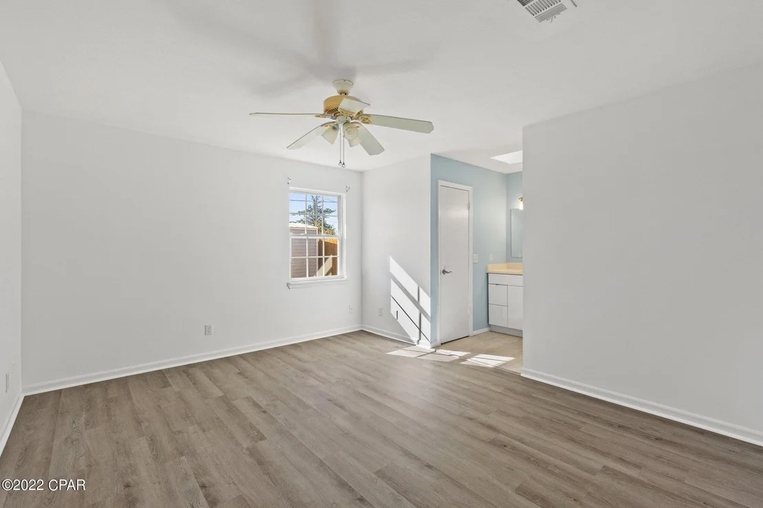 Photo of 7628 Shadow Bay Drive