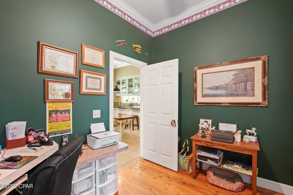 Photo of 121 Moonlight Drive