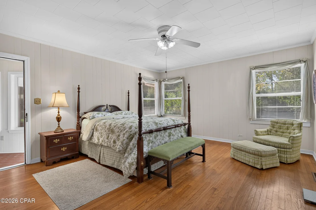 Photo of 1309 South Boulevard