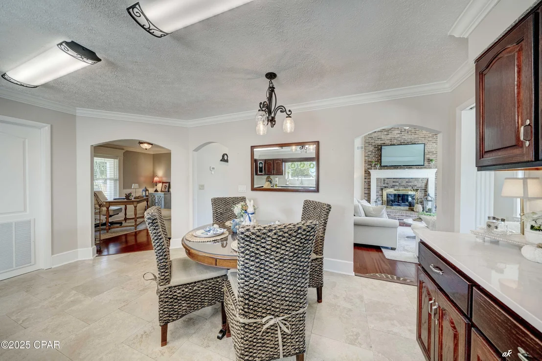 Photo of 2830 Longleaf Road