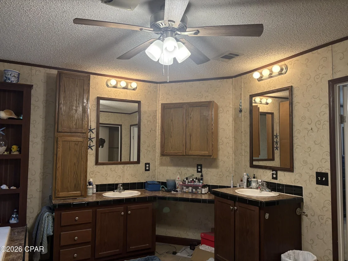 Photo of 240 Mockingbird Lane