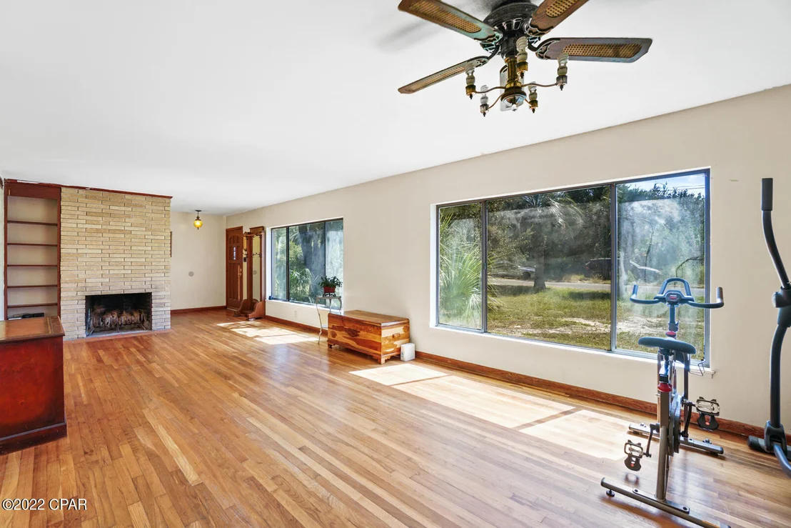 Photo of 3724 Shoreline Circle