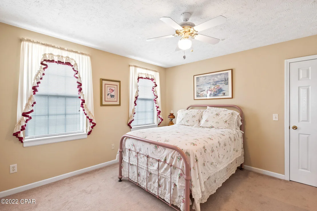 Photo of 121 Moonlight Drive