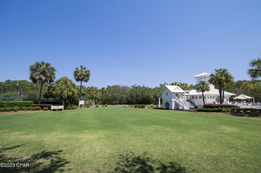 Photo of 130 Parkshore Drive