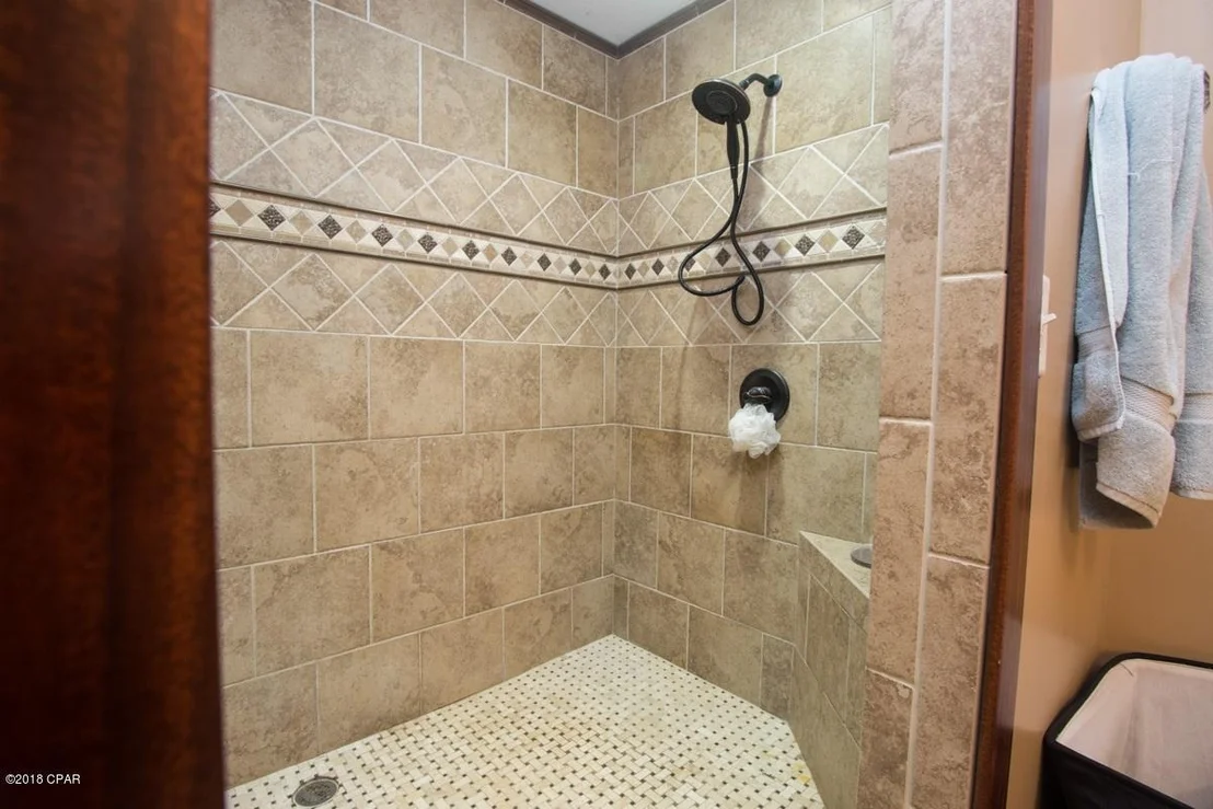 Photo of 4858 CLIFF Road