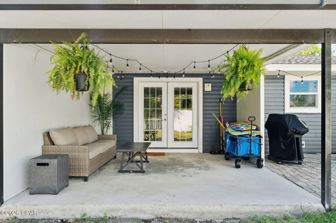 Photo of 3942 Ocean View Drive