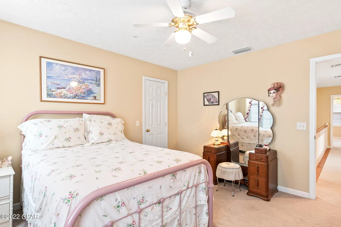 Photo of 121 Moonlight Drive