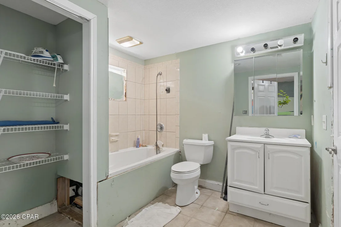 Photo of 319 Harden Circle