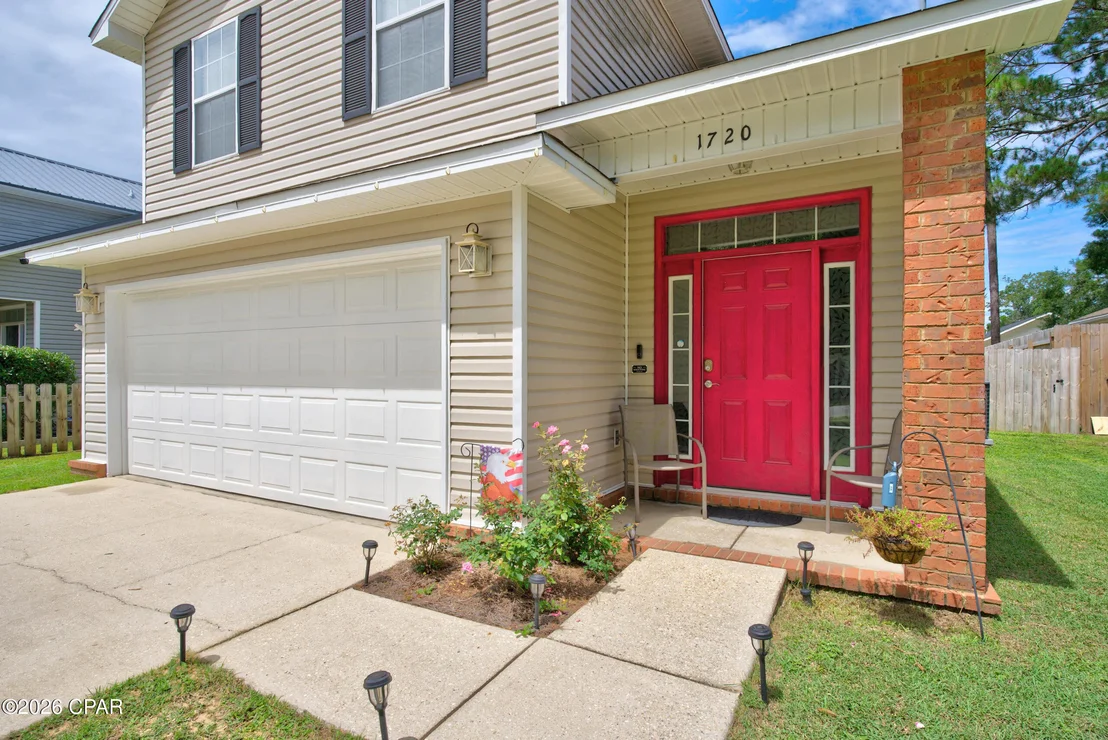 Photo of 1720 Maple Avenue