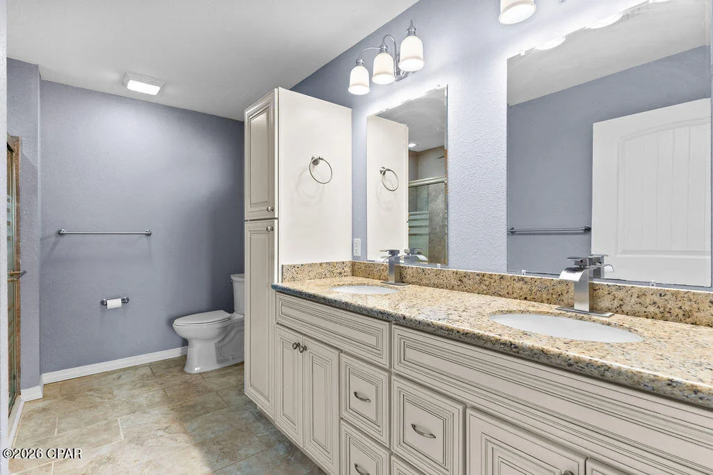 Photo of 561 Lakepointe Drive