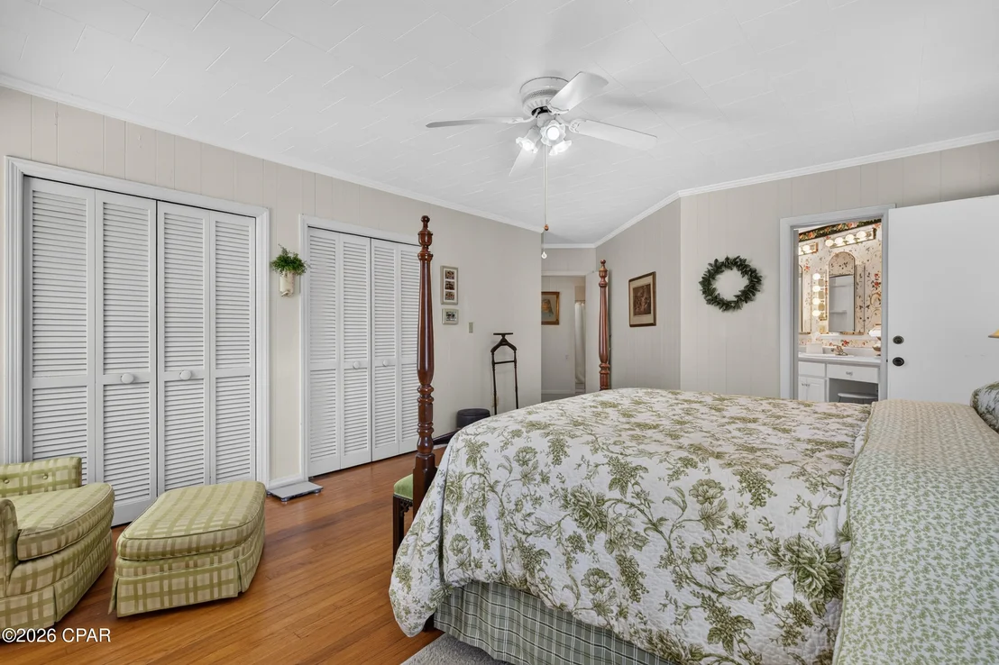 Photo of 1309 South Boulevard