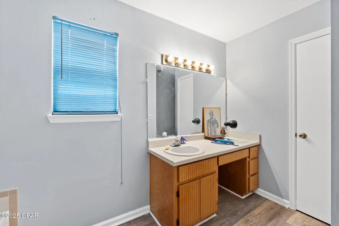 Photo of 140 Oleander Circle