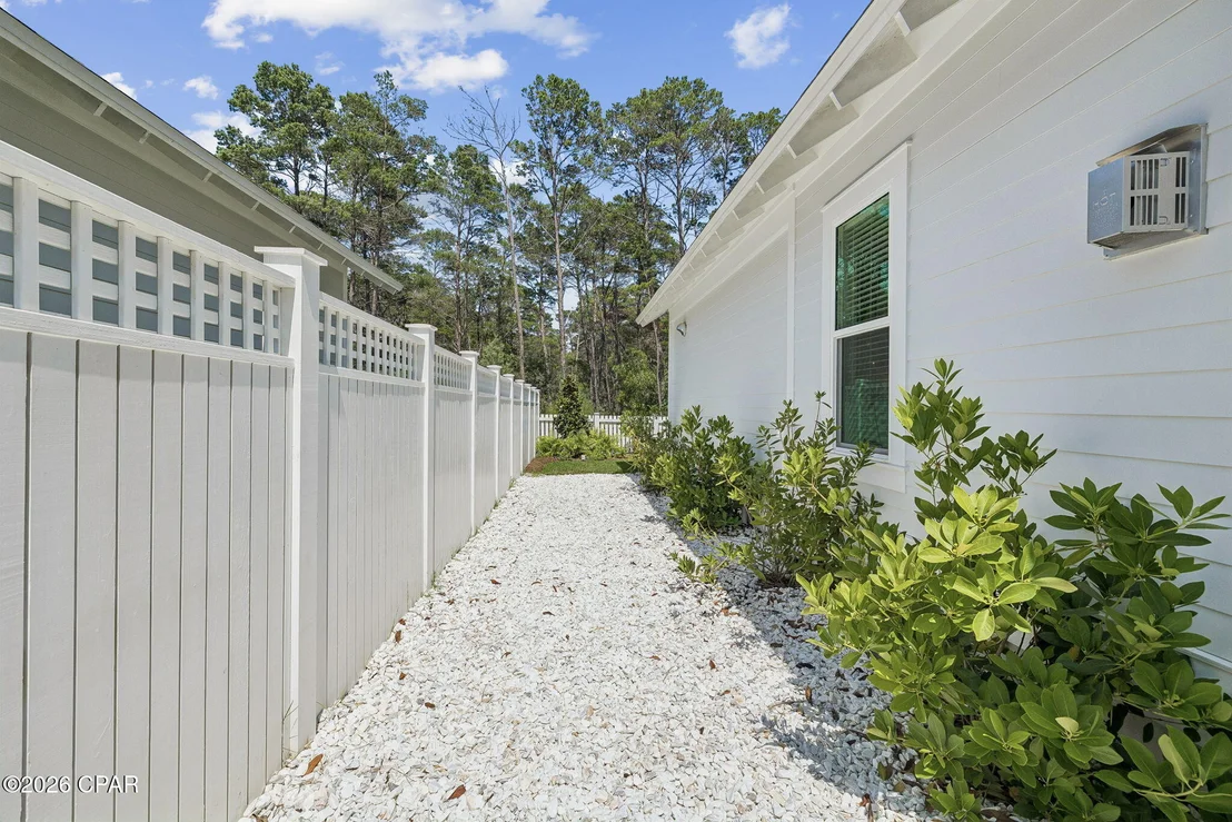 Photo of 113 E Pollard Cove