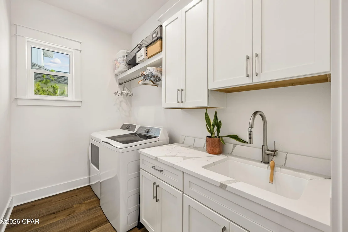 Photo of 113 E Pollard Cove