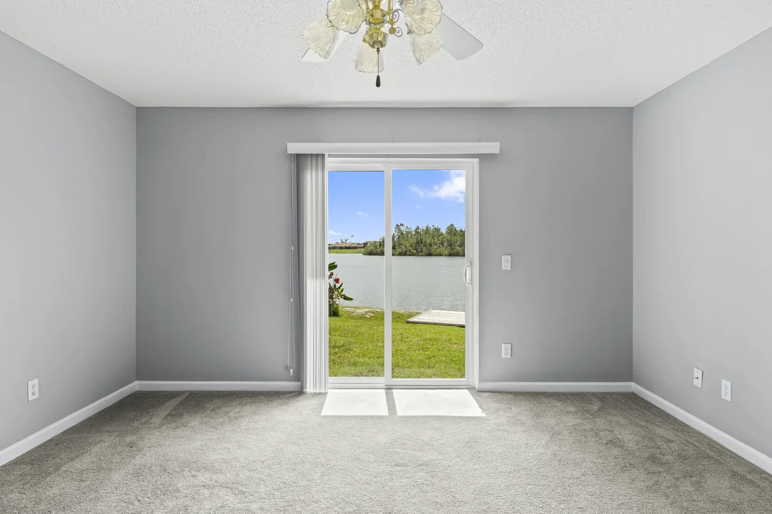 Photo of 106 Lakeridge Drive