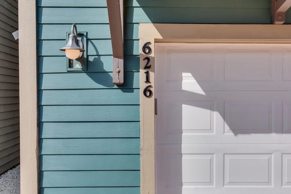 Photo of 6216 Thomas Drive