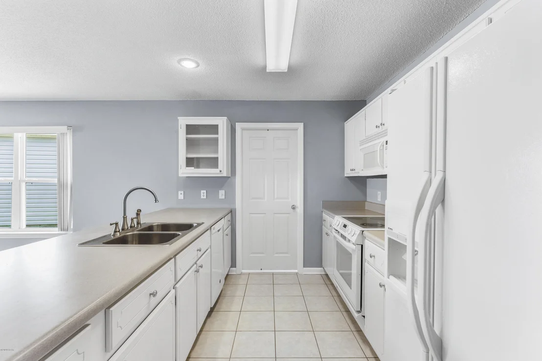 Photo of 106 Lakeridge Drive