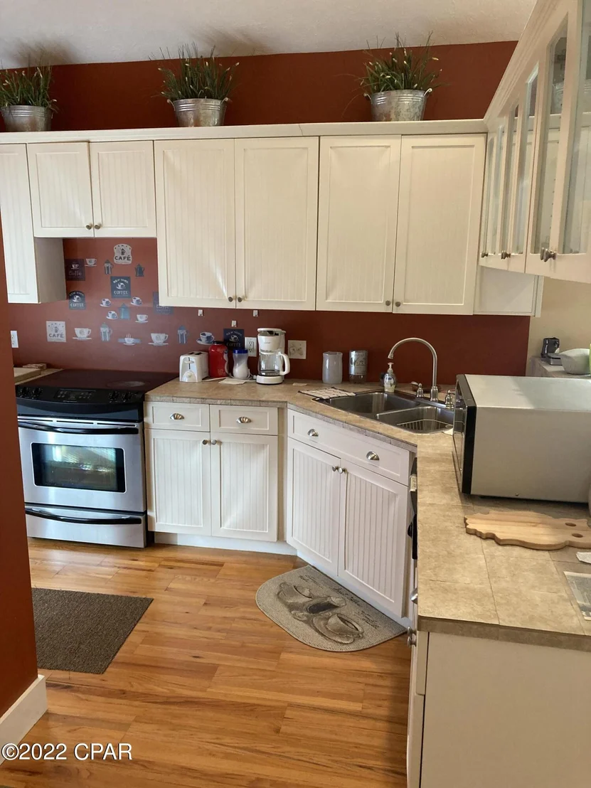 Photo of 5608 Beach Drive