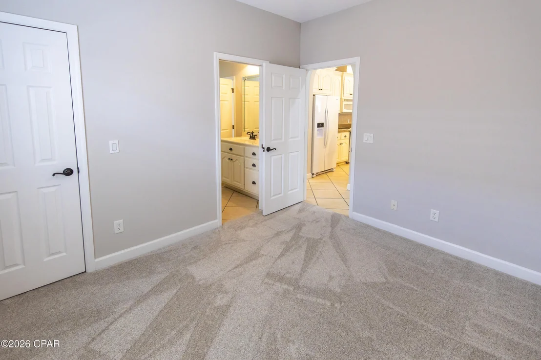 Photo of 220 Lakeridge Drive