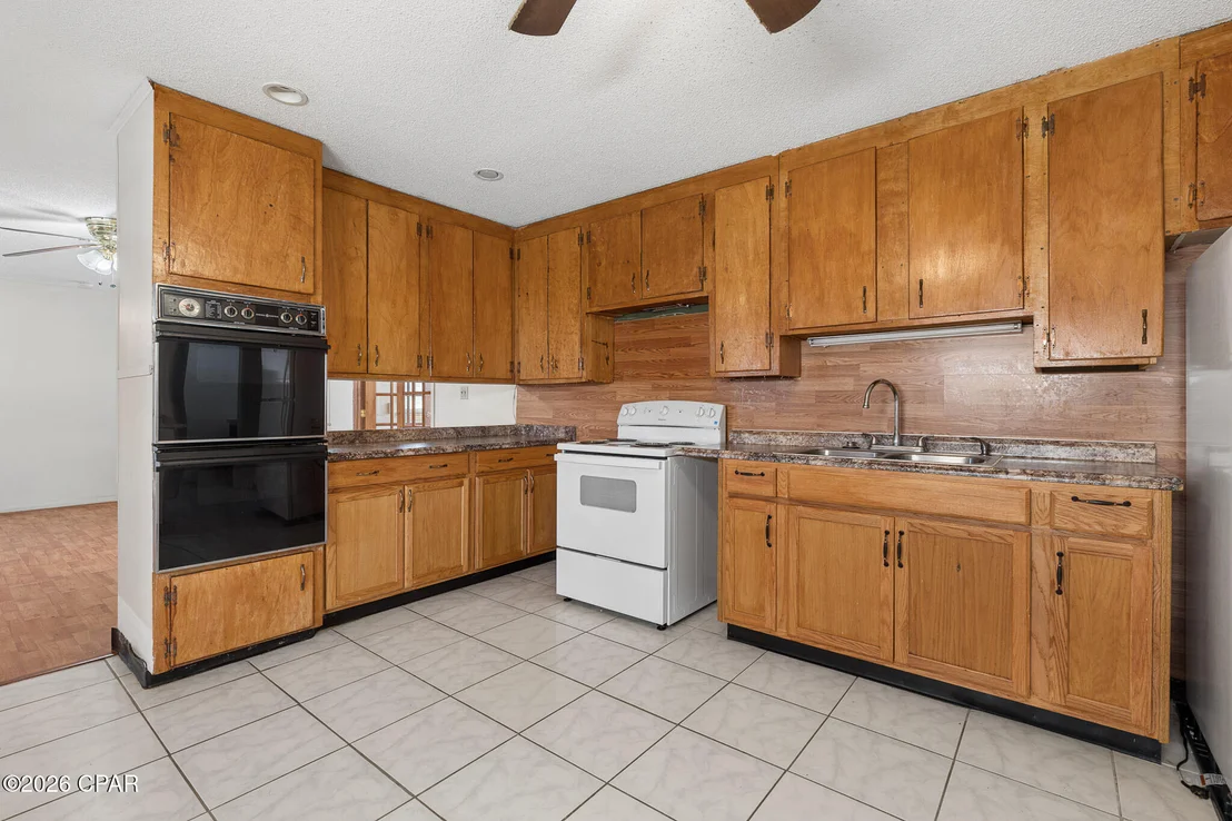 Photo of 6073 Devorak Drive