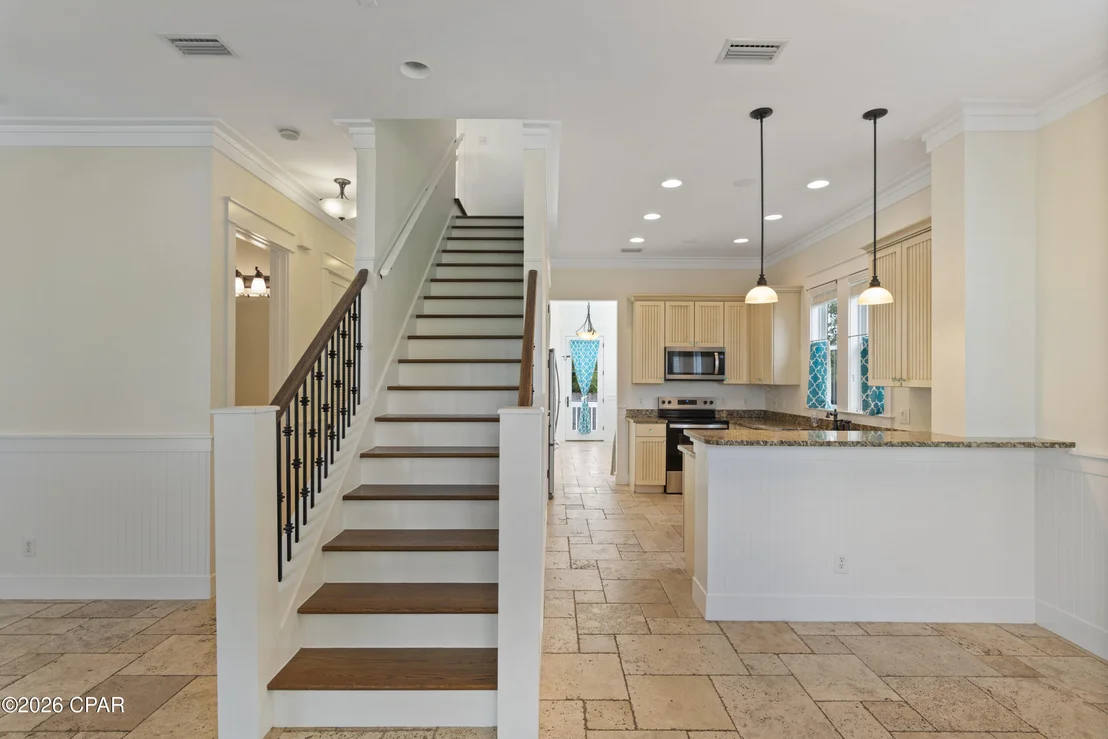Photo of 324 Madison Circle