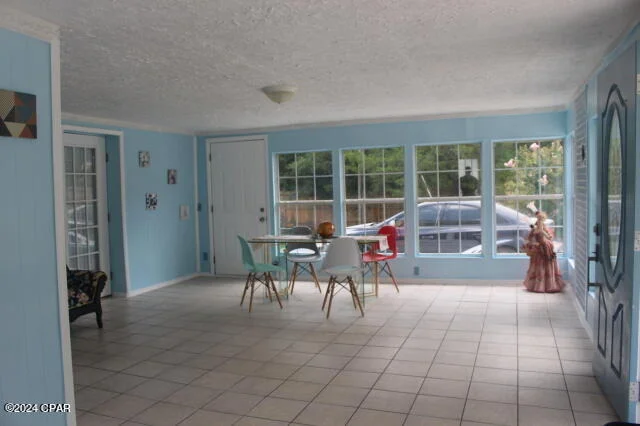 Photo of 4583 Dickson Road